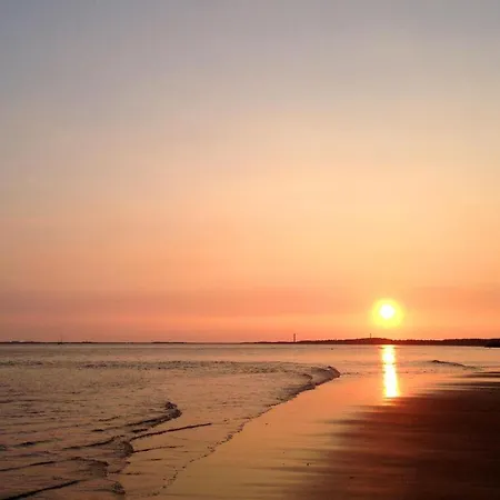 بيت للعطل Le Duplex Des Mathes لو ماثيز