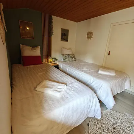 Le Duplex Des Mathes Holiday home *